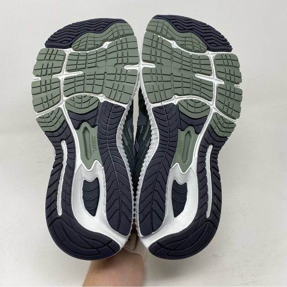 Men's New Balance M860MG9 Mineral Green Stability Running Shoe size 9.5D - Picture 6 of 7